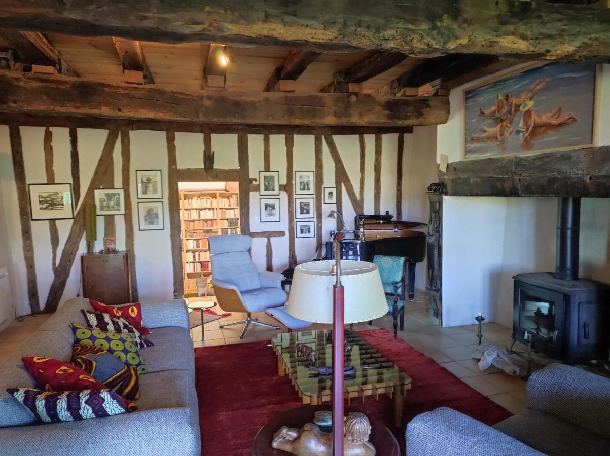 Ferme Ahoco Chambre D'Hotes Residence D'Artistes Lavit Exterior photo
